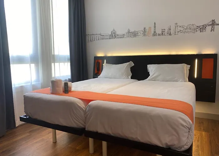 Easyhotel Hotel