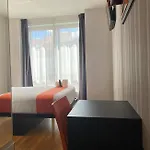 Hotel Easyhotel Lisbon