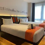 Easyhotel Ξενοδοχείο