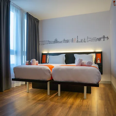 酒店 Easyhotel