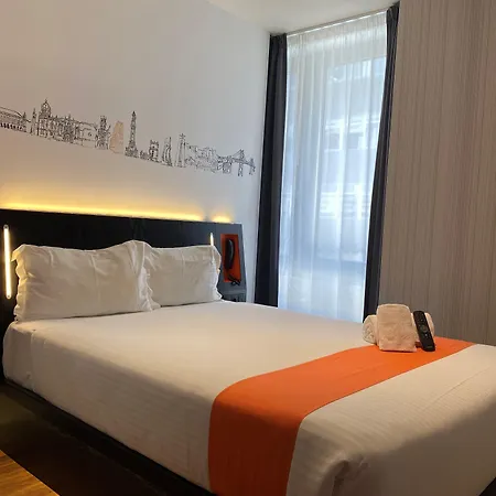 酒店 Easyhotel