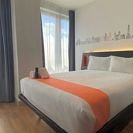 酒店 Easyhotel