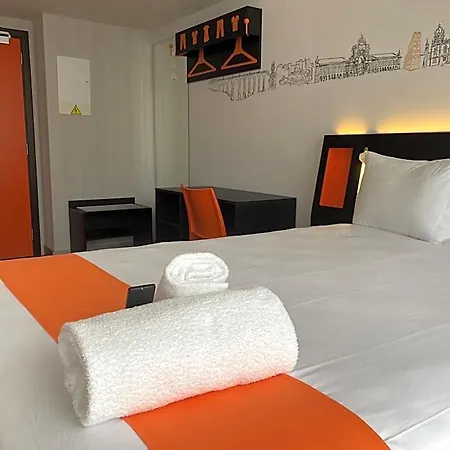 酒店 Easyhotel
