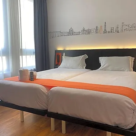 Easyhotel 酒店 Lisboa