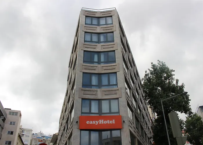 Easyhotel