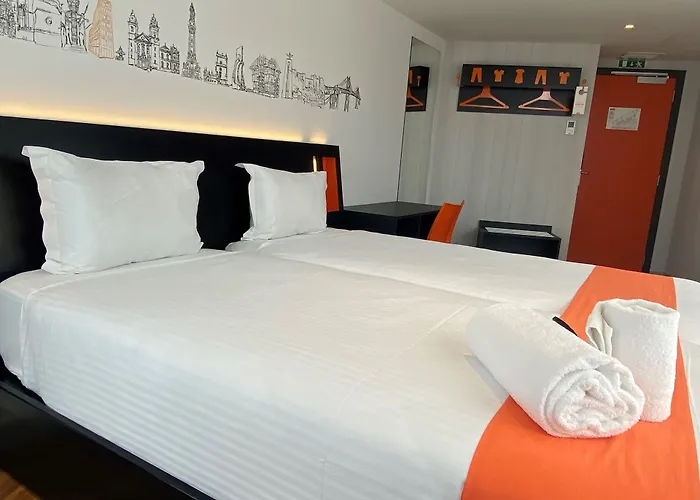 Hotel Easyhotel 2*
