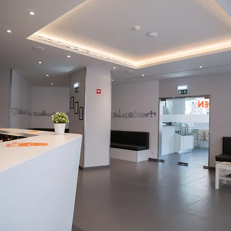 Szálloda Easyhotel 2*