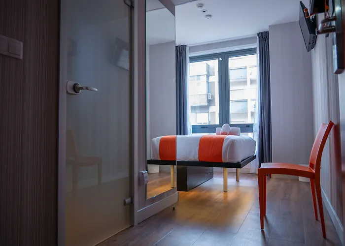 Ξενοδοχείο Easyhotel 2*